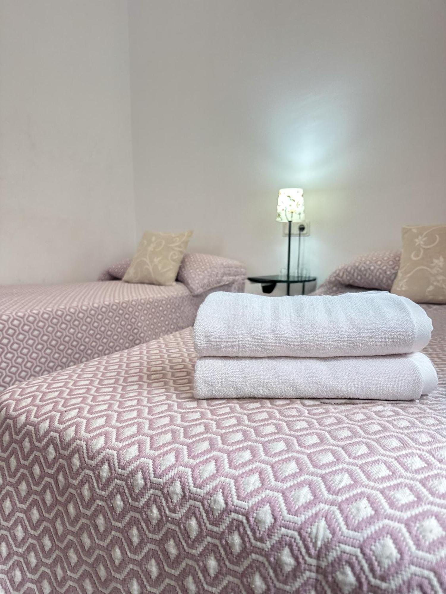 Apartamento Aguamarina 4B Primera Linea De Playa Estepona Extérieur photo