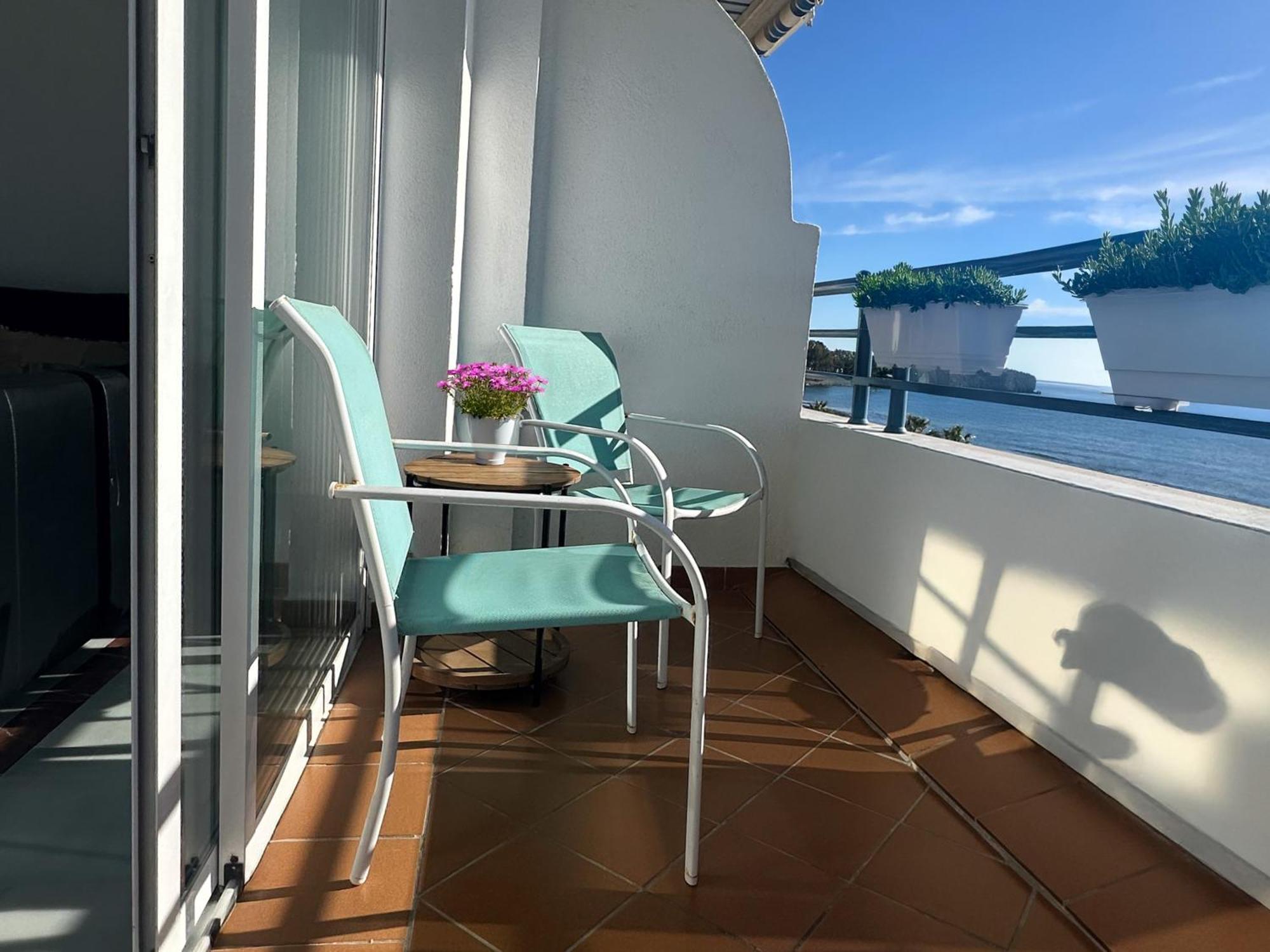 Apartamento Aguamarina 4B Primera Linea De Playa Estepona Extérieur photo